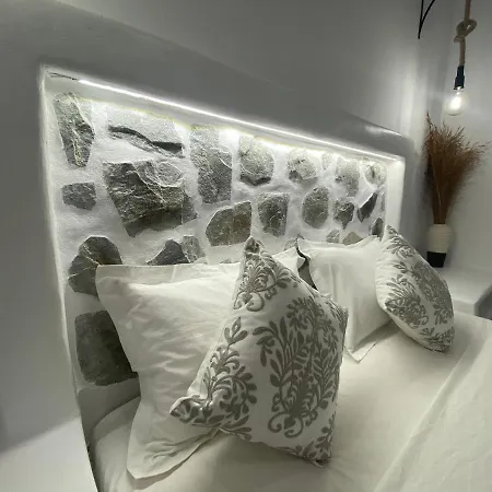 Suites Agia Anna