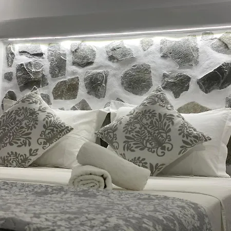 Suites Agia Anna