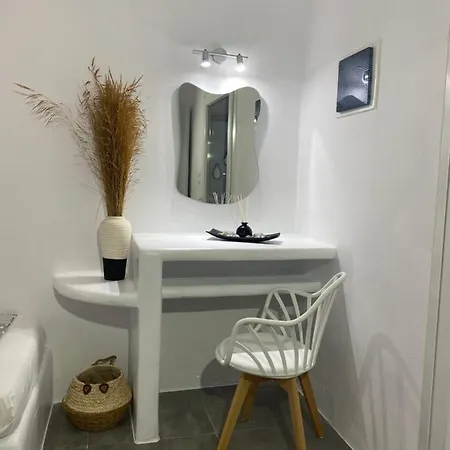 Apartment Suites Agia Anna